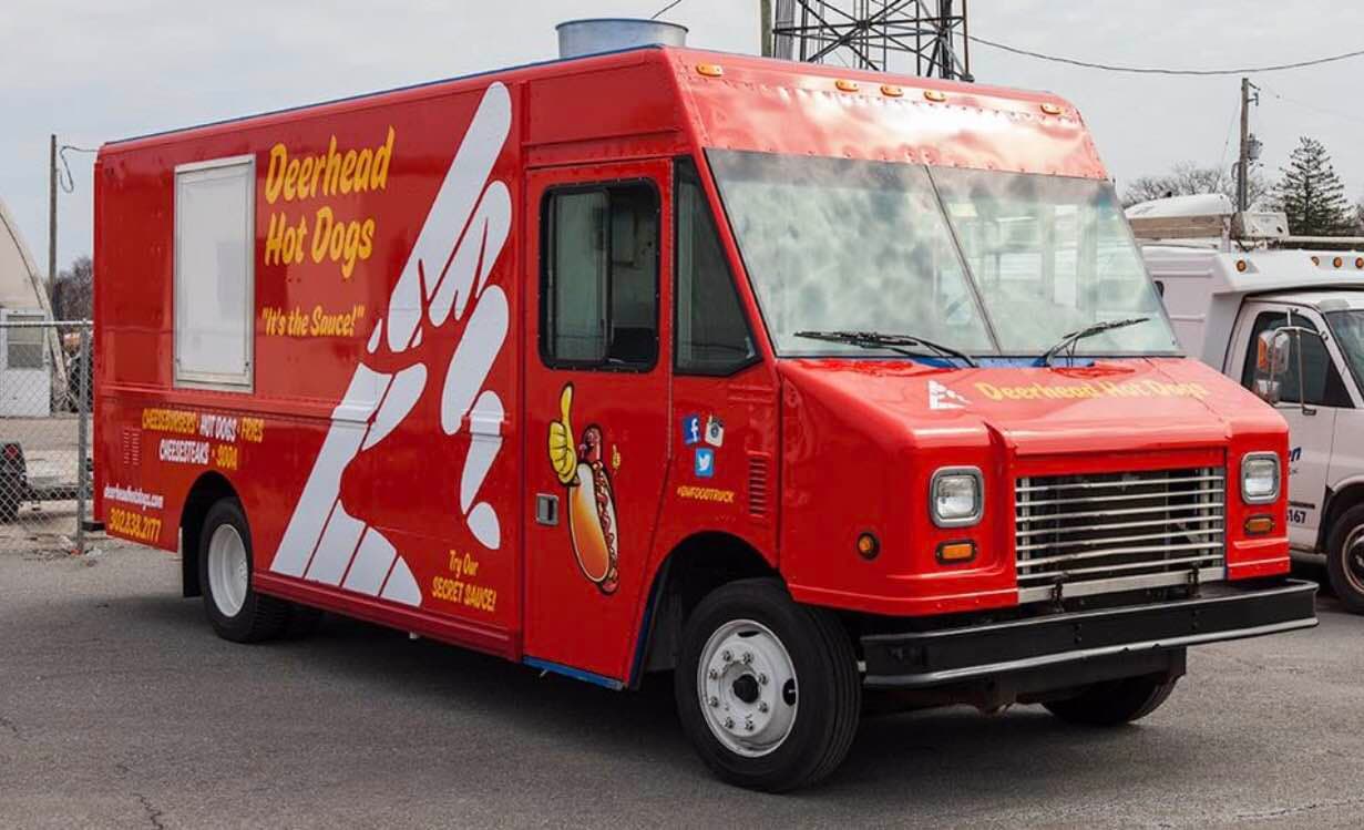 Custom-built food truck by Custom Concessions