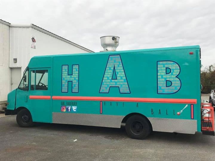 Custom-built food truck by Custom Concessions